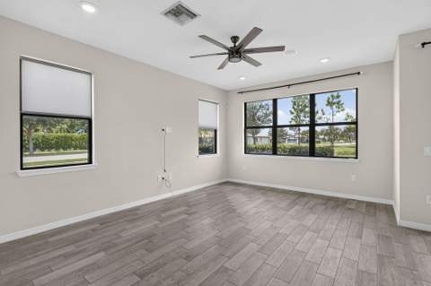 8245 Cadre Noir Road, Lake Worth FL - photo 19 of 70