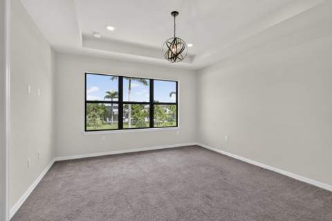 8245 Cadre Noir Road, Lake Worth FL - photo 22 of 70