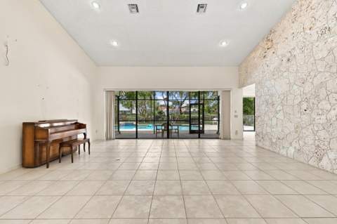 10695 Stonebridge Boulevard, Boca Raton FL - photo 6 of 80
