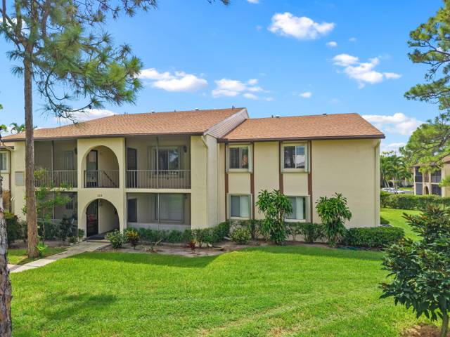 324 KNOTTY PINE Circle #B-2, home for sale in Greenacres