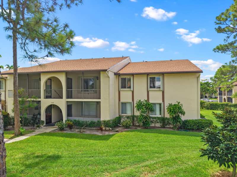 2 bedroom Condominium at 324 Knotty Pine Circle #B-2, Pine Ridge South III Condo, Greenacres — photo 1