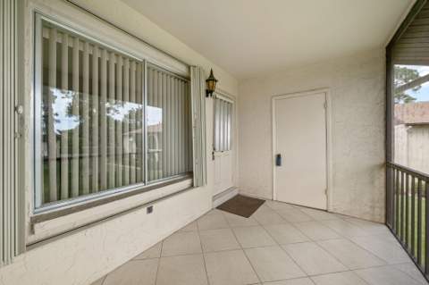324 Knotty Pine Circle #B-2, Greenacres FL - photo 9 of 30
