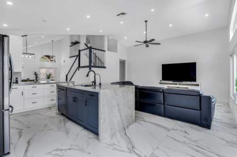 1551 NW 132nd Avenue, Pembroke Pines FL - photo 9 of 52