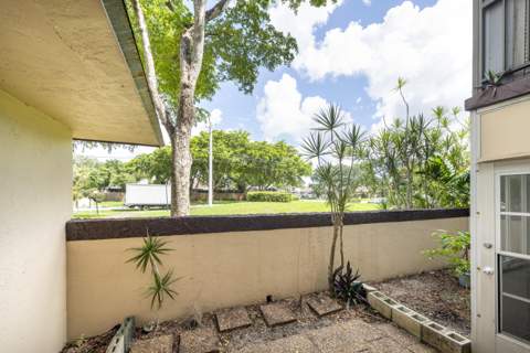 7300 NW 17th Street #105, Plantation FL - photo 22 of 35