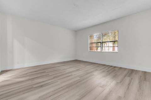 7864 NW 12th Street, Plantation FL - photo 10 of 29