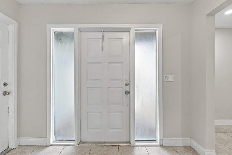 3 bedroom Single Family Residence at 12758 Guilford Circle, South Shore 1, Lakeside Shores, Wellington — photo 5