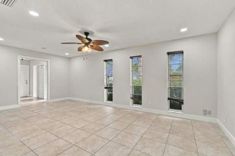 12758 Guilford Circle, Wellington FL - photo 7 of 28