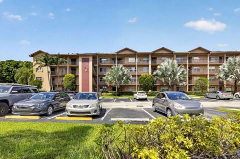 300 SW 130th Terrace #202B, Pembroke Pines FL - photo 24 of 41
