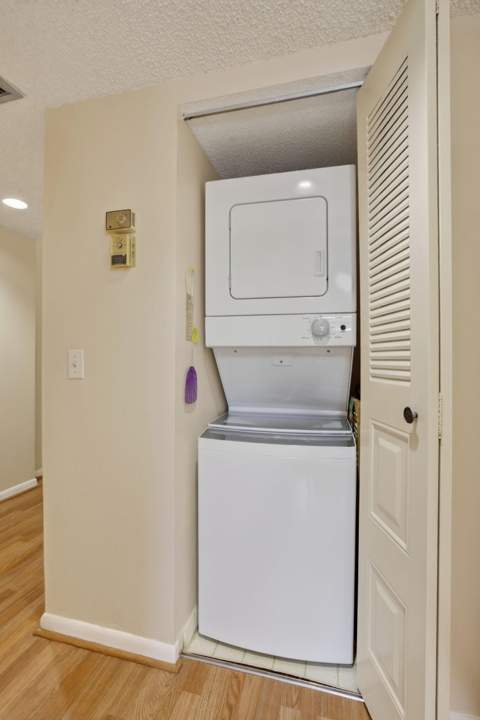 300 SW 130th Terrace #202B, Pembroke Pines FL - photo 11 of 41