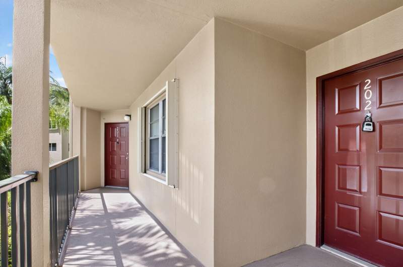 1 bedroom Condominium at 300 SW 130th Terrace #202B, Lancaster At Century Village, Pembroke Pines — photo 3