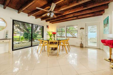 2024 Palmetto Road, West Palm Beach FL - photo 17 of 62