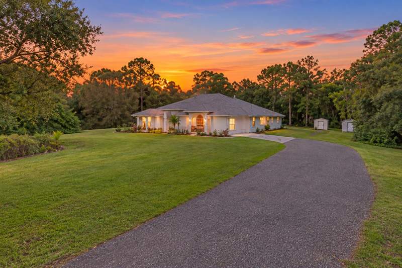 4 bedroom Single Family Residence at 16085 E Secretariat Drive, The Acreage, The Acreage — photo 3