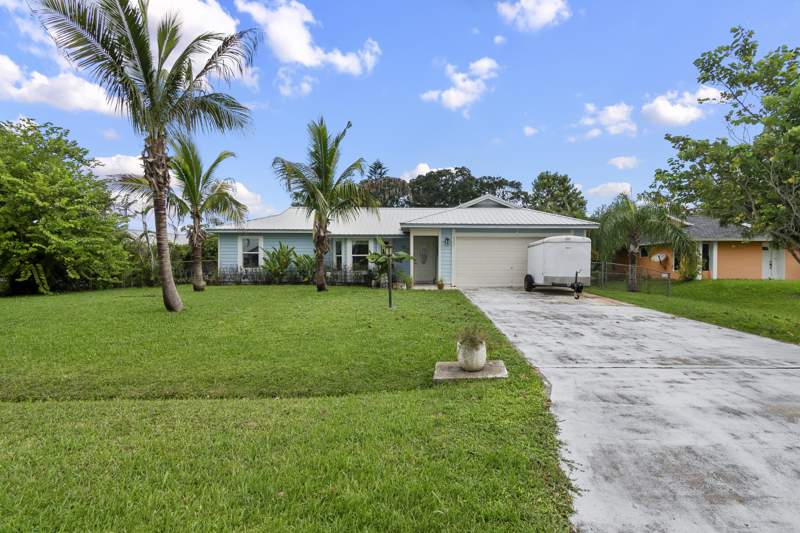3 bedroom Single Family Residence at 2321 SE Maslan Avenue, Port St Lucie Section 30, Port St. Lucie — photo 2