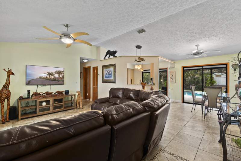 3 bedroom Single Family Residence at 2321 SE Maslan Avenue, Port St Lucie Section 30, Port St. Lucie — photo 5