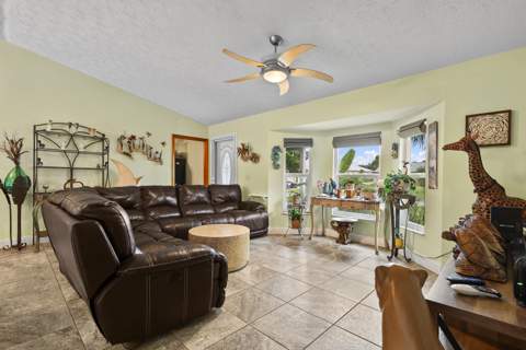 2321 SE Maslan Avenue, Port St. Lucie FL - photo 12 of 41