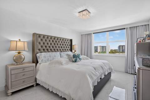 3015 N Ocean Boulevard #8B, Fort Lauderdale FL - photo 19 of 38