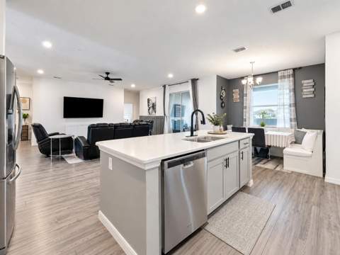 1016 SW Paar Drive, Port St. Lucie FL - photo 15 of 56