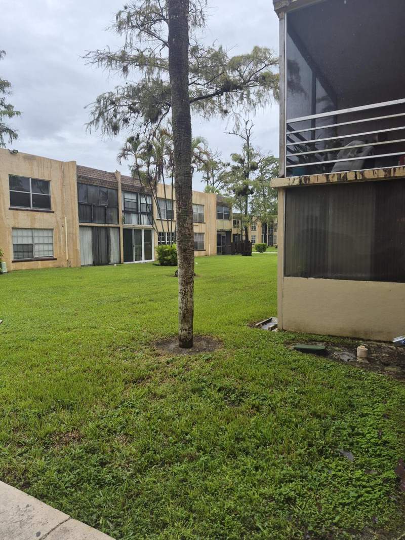 1 bedroom Condominium at 4221 NW 19th Street #286, Wood Hue IV Condo, Lauderhill — photo 3