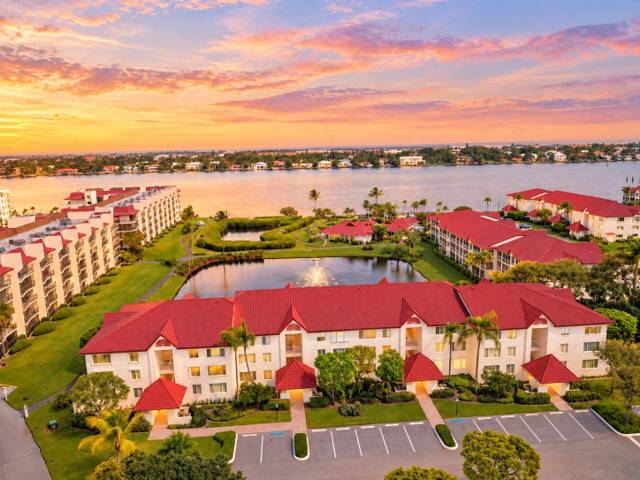 102 Half Moon Circle #F2, home for sale in Hypoluxo