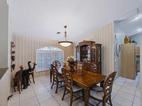 6001 Wedgewood Village Circle, Lake Worth FL - photo 9 of 38