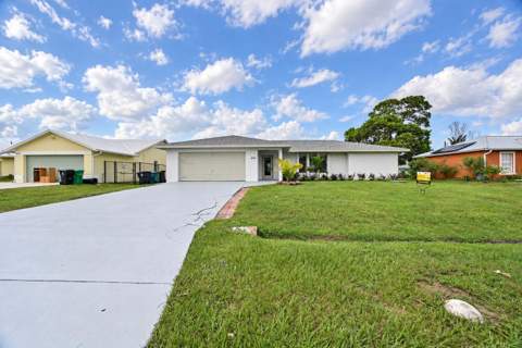 441 SE Guava Terrace, Port St. Lucie FL - photo 19 of 39