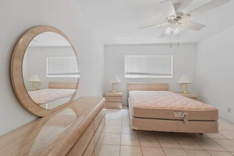 705 Lori Drive #112, Palm Springs FL - photo 12 of 44