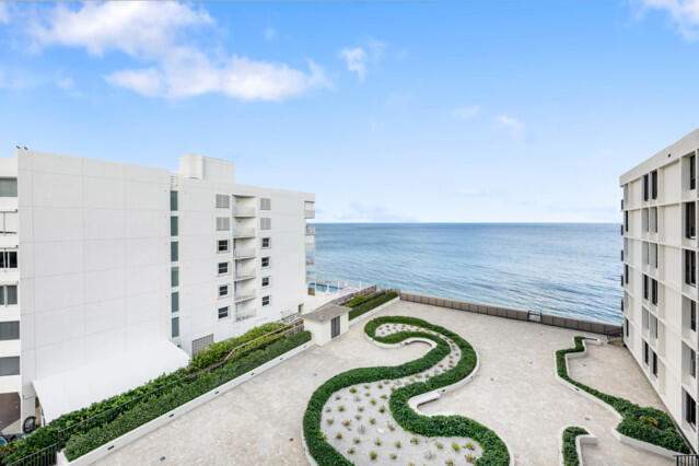 2 bedroom Condominium at 3610 S Ocean Boulevard #510, Dune Deck Of The Palm Beaches Condo, South Palm Beach — photo 4