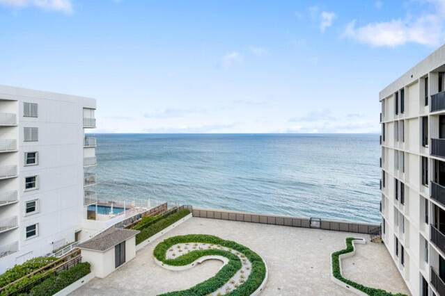 2 bedroom Condominium at 3610 S Ocean Boulevard #510, Dune Deck Of The Palm Beaches Condo, South Palm Beach — photo 5