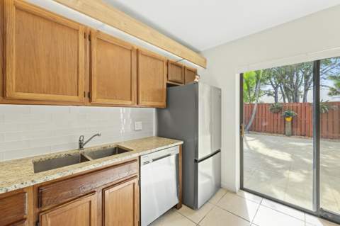 5726 SE Windsong Lane ##324, Stuart FL - photo 11 of 47