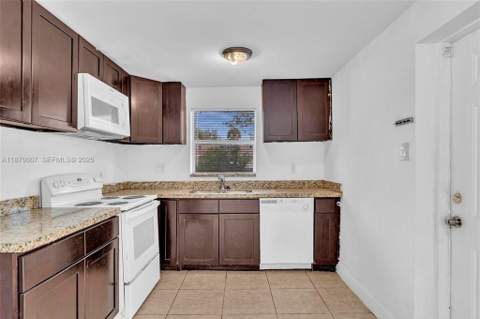 2800 NW 6th Court, Fort Lauderdale FL - photo 20 of 35