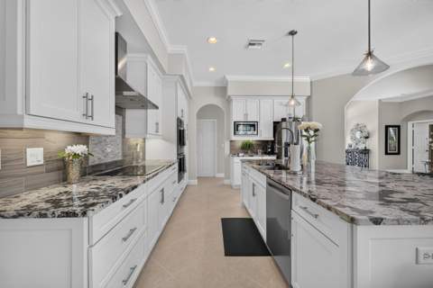 1925 SW Oakwood Road, Port St. Lucie FL - photo 16 of 59
