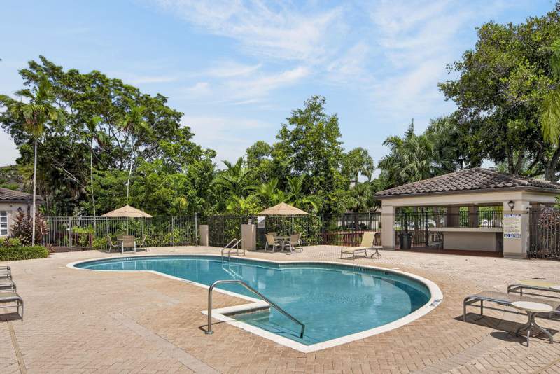 1 bedroom Condominium at 9919 Nob Hill Court #9919, Villas De Venezia Condo, Sunrise — photo 2