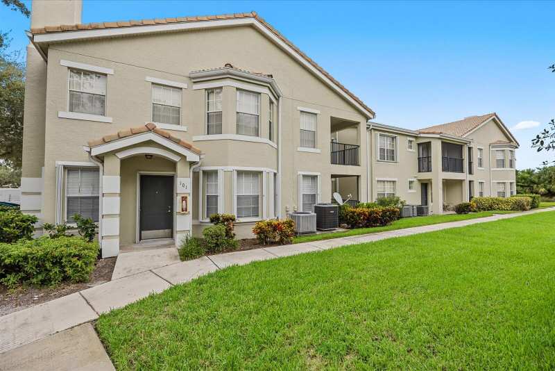 3 bedroom Condominium at 128 SW Peacock Boulevard #15-101, The Belmont II At St Lucie West, Port St. Lucie — photo 1