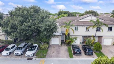 2022 Island Drive, Riviera Beach FL - photo 21 of 37