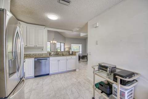 8206 Mooring Circle, Boynton Beach FL - photo 15 of 57