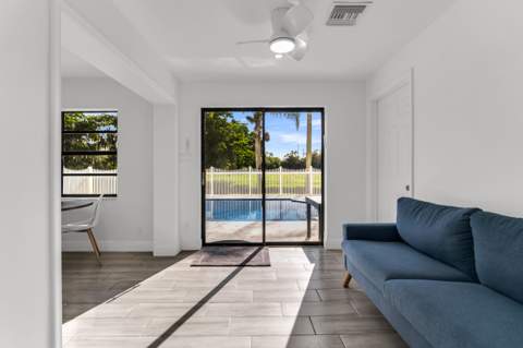 10131 Camelback Lane, Boca Raton FL - photo 21 of 29