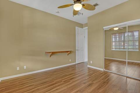 9974 Mantova Drive, Lake Worth FL - photo 22 of 36