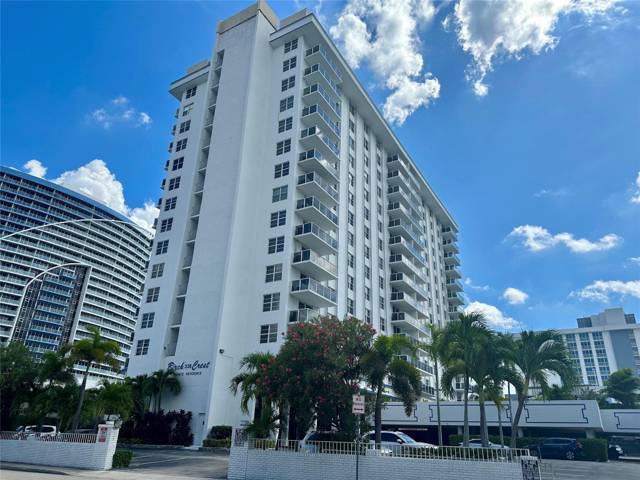 336 N BIRCH Road #4C