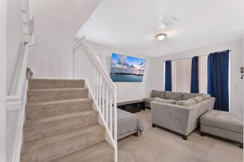 2022 Island Drive, Riviera Beach FL - photo 9 of 37