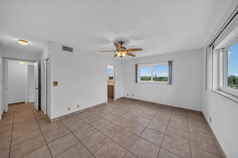 610 NE 12th Avenue #601, Hallandale Beach FL - photo 18 of 45