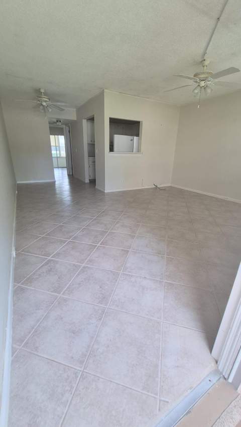 79 Canterbury D, West Palm Beach FL - photo 6 of 7