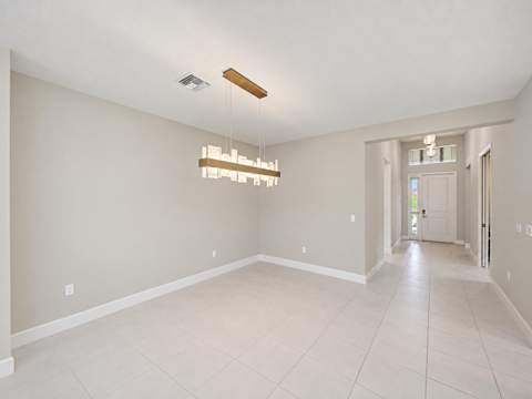 12000 SW Bristol Bay Drive, Port St. Lucie FL - photo 9 of 103