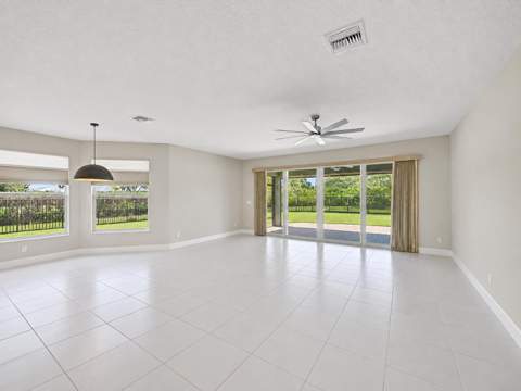 12000 SW Bristol Bay Drive, Port St. Lucie FL - photo 16 of 103