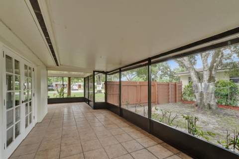 5073 SW 28th Avenue, Dania Beach FL - photo 16 of 72
