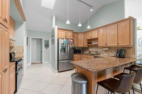4456 Nicole Circle, Jupiter FL - photo 9 of 28