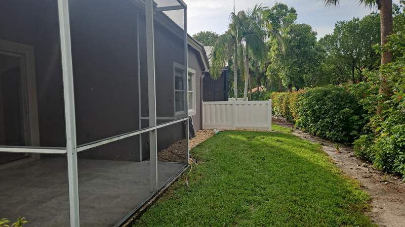 3 bedroom Single Family Residence at 8481 Via D Oro, Mizner Pointe Of Boca Via Ancho, Boca Raton — photo 4