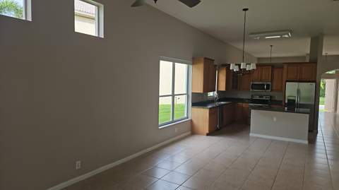 8481 Via D Oro, Boca Raton FL - photo 21 of 49