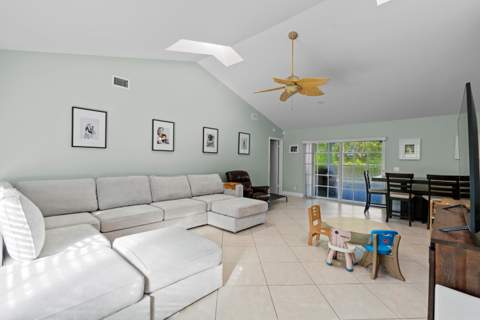 4456 Nicole Circle, Jupiter FL - photo 13 of 28