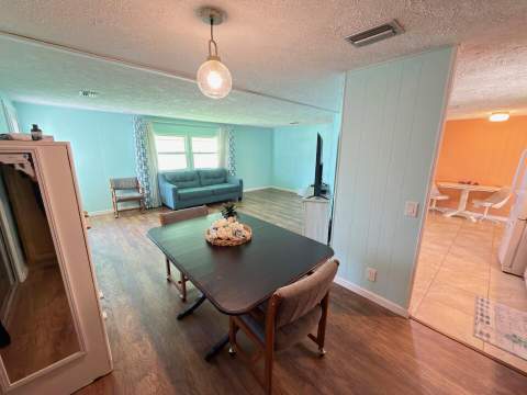 7337 SE Swan Avenue, Hobe Sound FL - photo 12 of 63