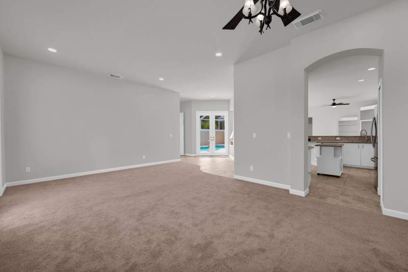 4 bedroom Single Family Residence at 694 SW Lake Charles Circle, Lake Charles , Port St. Lucie — photo 5